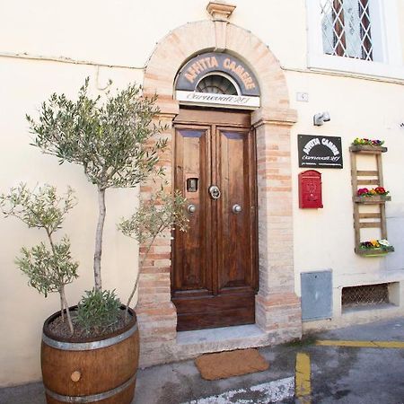Affittacamere Carnevali Mj Loreto Exterior foto